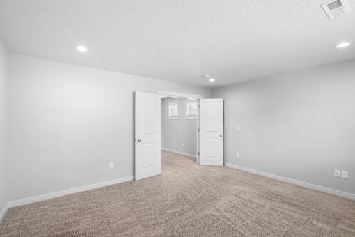 Primary Bedroom, Carpeted