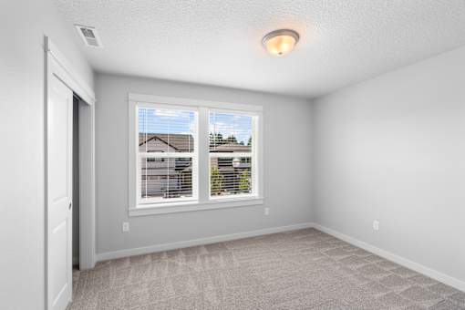 Bedroom 3, Natural Lighting