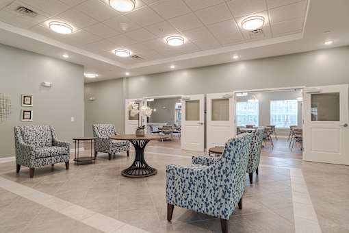 Sitting area in entry way to Sweetwater Point in Douglasville, GA