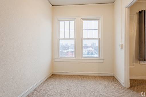 Clear Space at Lifestyle Apartments at Syracuse, Syracuse, NY