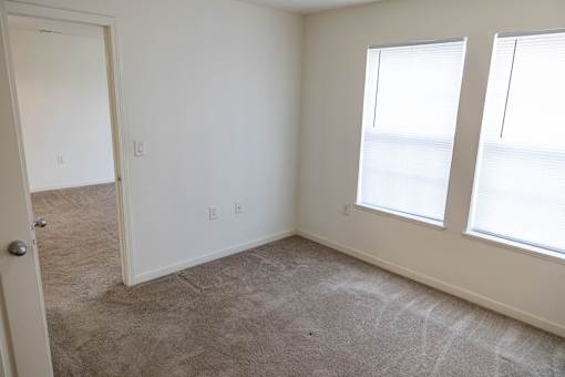 a photo of a bedroom