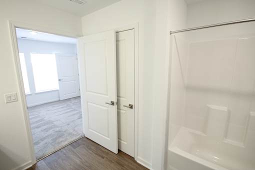 A bathroom with shower indmiller Pointe apartments in Columbus, Ohio