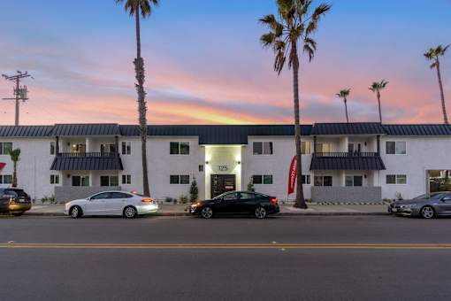 Building at Ocean Breeze Terrace Apartment, California, 92648