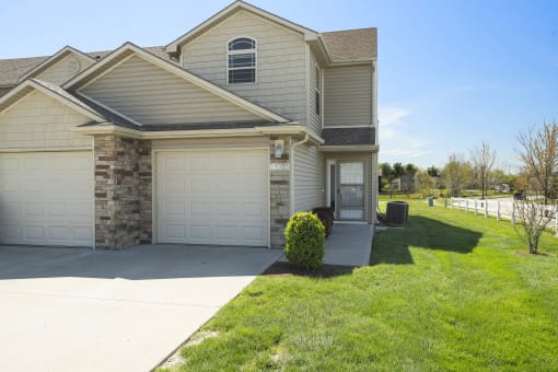 End unit townhome