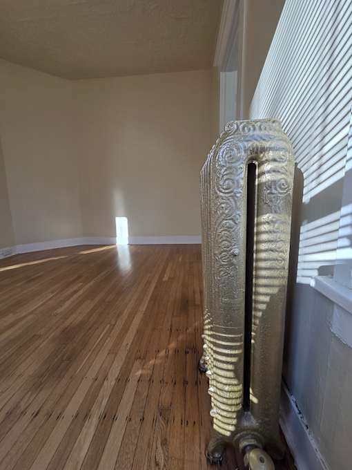 Radiator Heating at Casa Del Rey Apartments, Portland, 97209