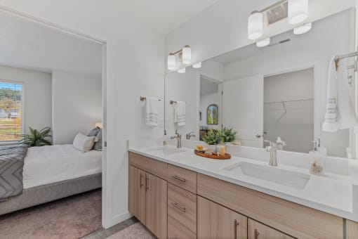 Spacious Bedrooms With En Suite Bathrooms at Thrive at Green Mountain, Washington  , 98607
