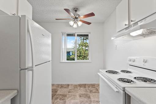 Fully-Equipped Kitchens at Garden Villa Apartments, Portland