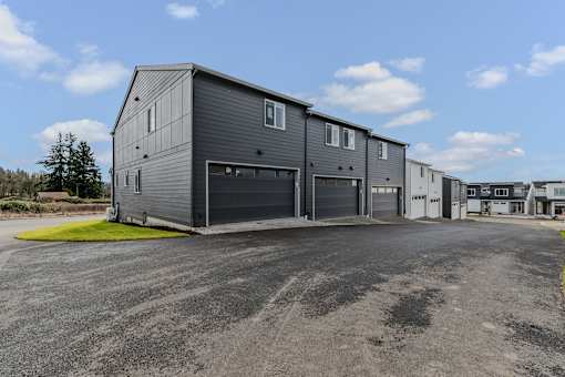 Garages Available at Thrive at Green Mountain, Camas, 98607