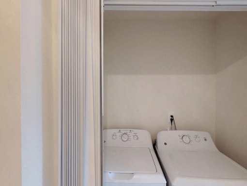 In-home washer and dryer at Trillium Apartments, Fairfax, VA, 22031