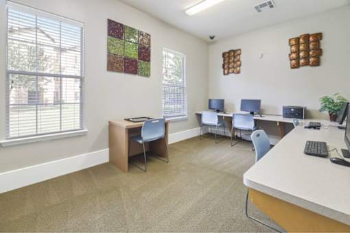 Business center at Stonehaven Apartments in Houston, TX