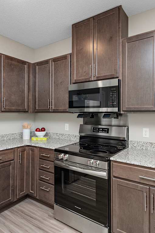 Kitchen Appliances at Decatur Landing I & II, Brooklyn Park