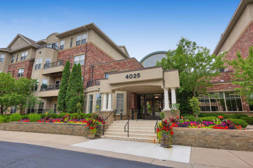 the building in which the hotel is located