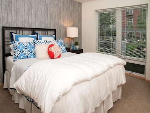 Large Bedroom at Third North Apartments, Minnesota, 55401