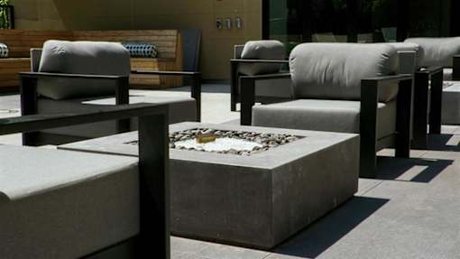 Poolside Lounge at Viridium Apartments, Minneapolis, 55401 