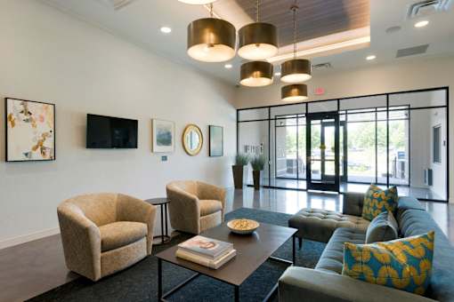 Stylish Lobby at The Shoreham, St. Louis Park