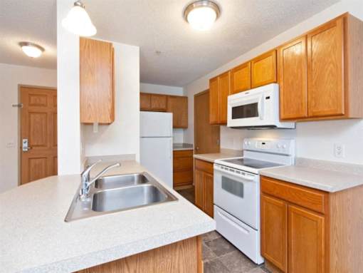 Fully Equipped Kitchen at Joseph's Pointe at Upper Landing Apartments, Minnesota, 55102