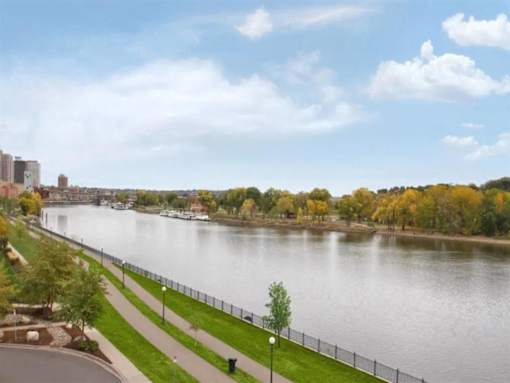 A River at Joseph's Pointe at Upper Landing Apartments, St. Paul, Minnesota