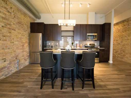 Island Kitchen at The M on Hennepin, Minneapolis, 55414
