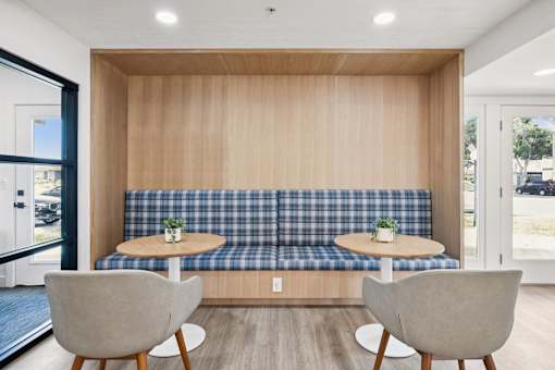 Table with Chairs at Ocean Villas Apartments, California