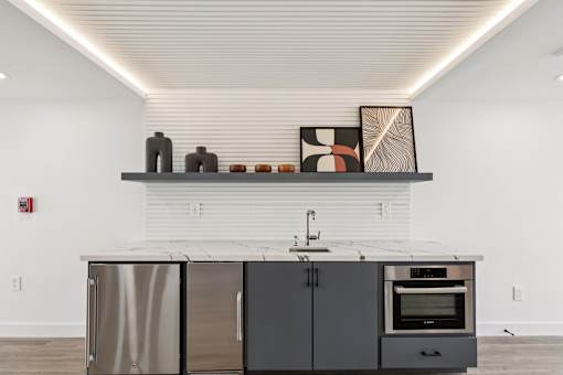 Modern Kitchen at Ocean Villas Apartments, Oxnard, CA 
