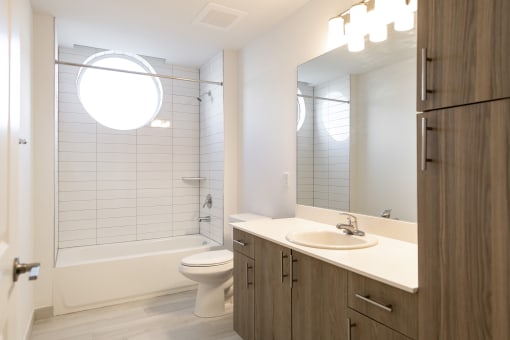 Solaris Apartment Homes_Bathroom