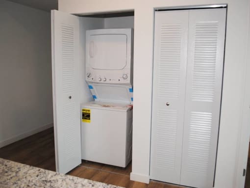 Interior11