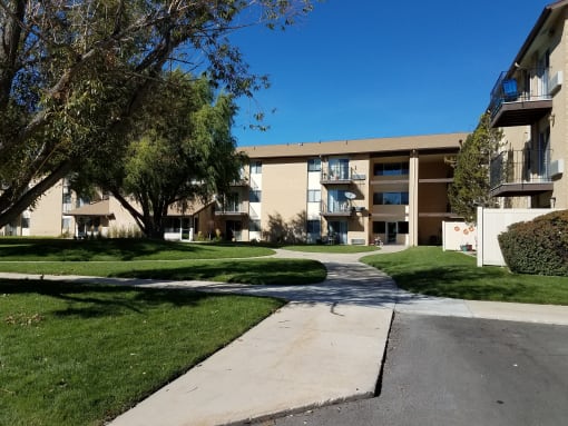 Willowood Exterior