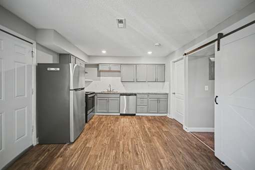 Contemporary Kitchen at Cimarron Apartments, Missouri, 64052
