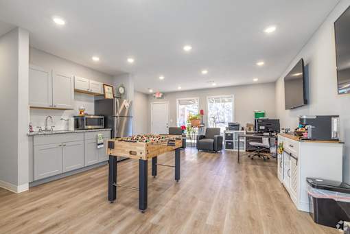 Clubhouse at University Digs Apartments, Kansas