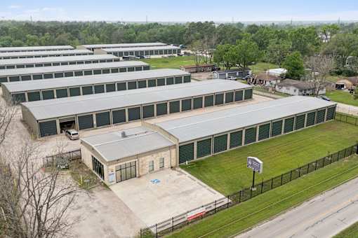 An aerial view of the Houston Premium Storage facility showing multiple buildings and office entrance..