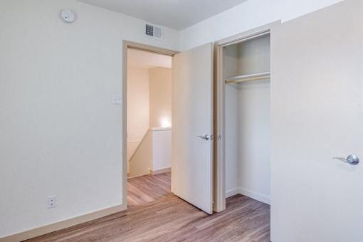 Foothills Village apartment bedroom