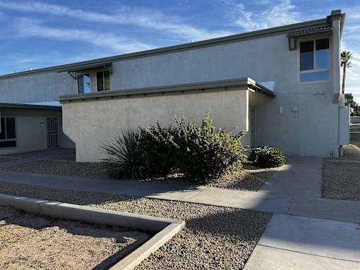 Foothills Village exterior apartment buildings