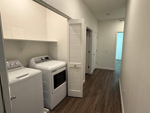 New Frontier 3x2- in unit washer & dryer