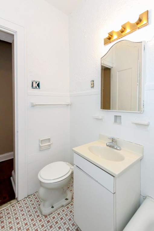 Manor Bathroom