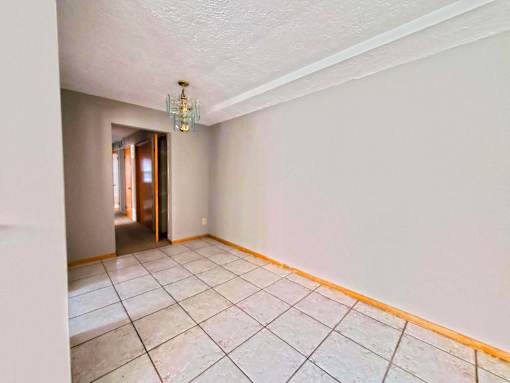 Mornington Apartments Dining Room