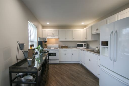 This is a photo of the kitchen in the resident clubhouse at Compton Lake Apartments in Mt. Healthy, OH.