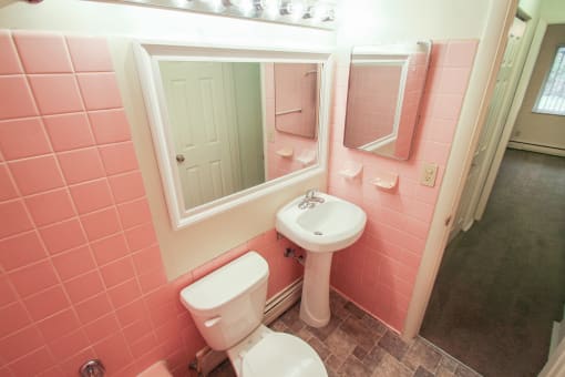 This is a photo of the bathroom in the 631 square foot 1 bedroom, 1 bath floor plan at Colonial Ridge Apartments in Cincinnati, OH.