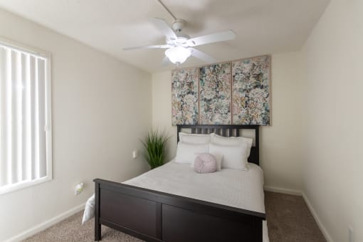 Large bedroom in the 472 square foot 1 bedroom, 1 bath apartment at Princeton Court, Dallas, TX, 75231