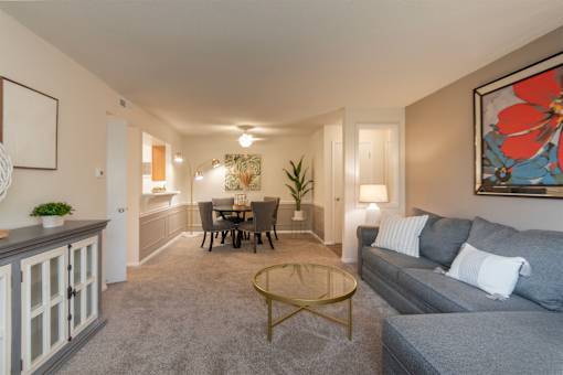 Living And Dining at Village East, Franklin, OH
