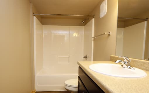 Large Soaking Tub In Bathroom at Cedarbrooke Place , Norwalk, IA, Iowa , 50211