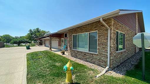 Exterior View at Cottages at Johnston Commons, Iowa  