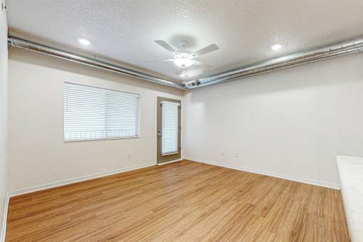 Wooden floor at Melbourne Apartments, Des Moines, Iowa