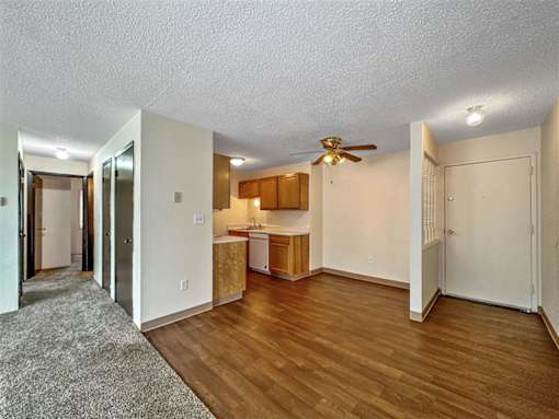 Kitchen And Dining at Foxwood Apartments, Indianola