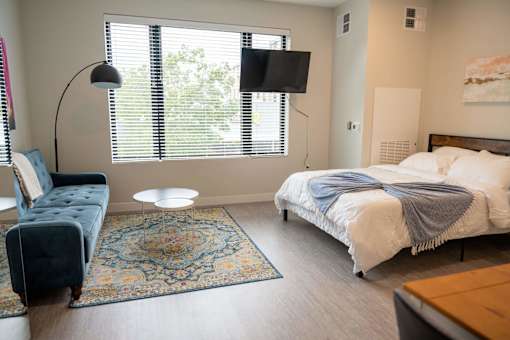 Gorgeous Bedroom at Canary Lofts, Des Moines, 50311
