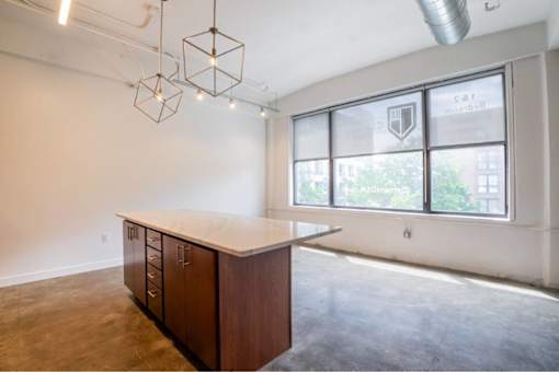 Expansive Windows For Natural Light at Clemens Building, Des Moines, Iowa