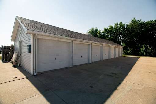 Universally Attached Detached Garages at Saylorville Lakeside, Polk City, 50226
