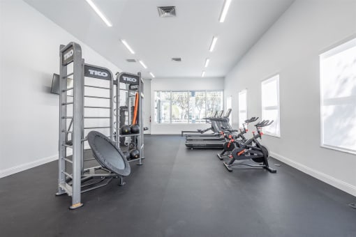 the gym at the preserve apartments