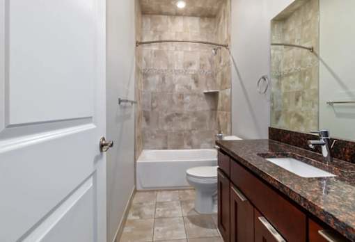 Large Soaking Tub In Bathroom at Encore Townhomes, Utica, MI, 48315
