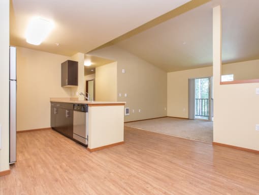 Fully Equipped Kitchen with Refrigerator, Microwave, Dishwasher