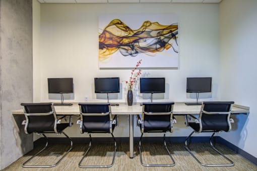 Business Center at Discovery West, Issaquah, 98029